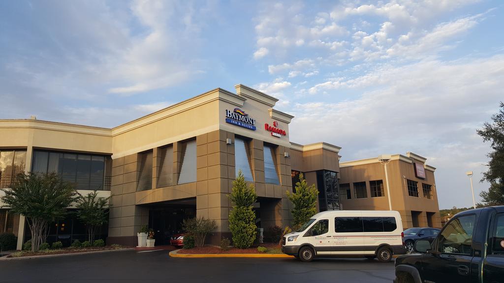 Baymont By Wyndham Fayetteville Fort Bragg Area Bagian luar foto