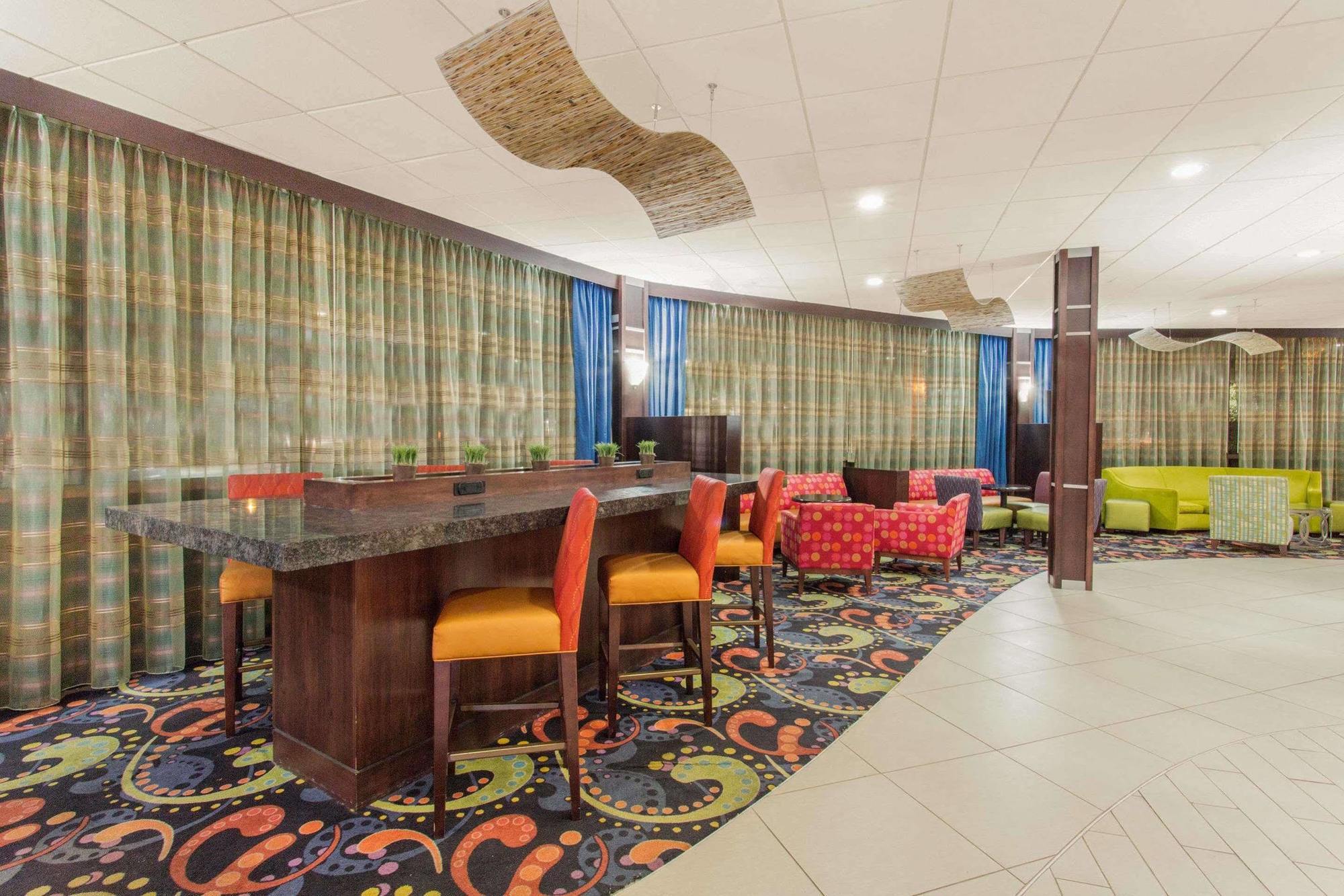 Baymont By Wyndham Fayetteville Fort Bragg Area Bagian luar foto